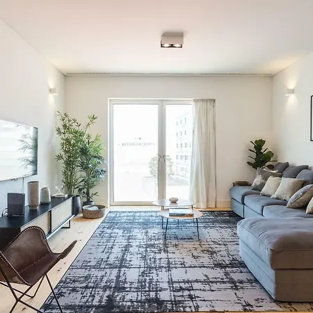 FLH Cais Sodré Modern Flat-3